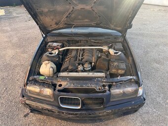 BMW E36 Compact 2.8 - 7