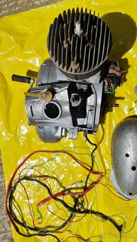 Motor + dynamo + karburátor + kabeláž - JAWA ČZ 175 / 356 - 7