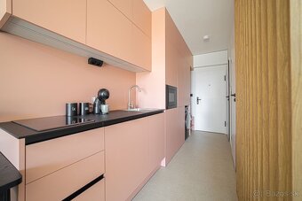 Kompletne zariadený byt vo vyhadávanej lokalite Košice–Západ - 7