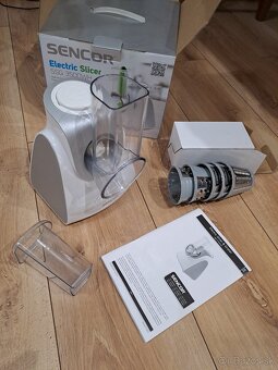 KRAJAČ A STRÚHADLO SENCOR - 7