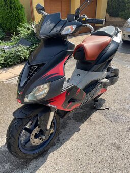 Aprilia sr50 - 7