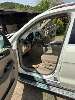Predám mercedes ML350 - 7