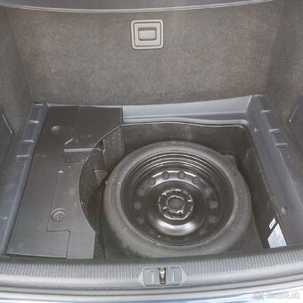 VW PASSAT Combi B7 r.v. 2011 DSG - 7