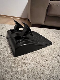 Volant k videohrám od Logitech Driving Force Pro - 7