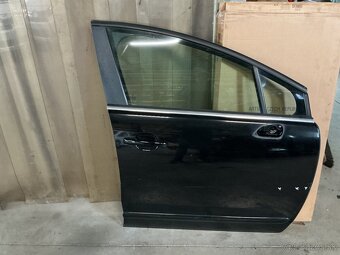 Peugeot 5008 - prodej dveří. - 7