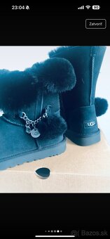 UGG - 7