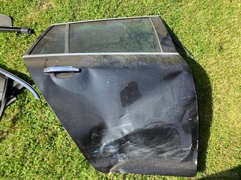 Opel Insignia dvere p/zadne, p/predne+sklo, roleta kufor - 7