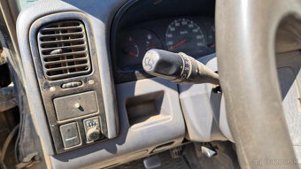 Nissan Navara Pick Up 2,5TD 76kw - 7