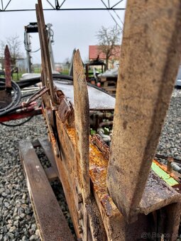 Orezávač letorastov do vinice / vinohradu - 7