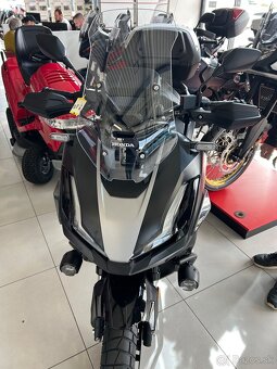Honda ADV 350 - 7