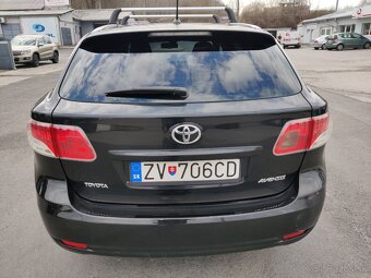 Toyota Avensis - 7
