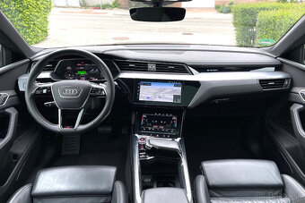 Audi e-tron, S370kW Quattro,B&O,Matrix,HUD,2022 -ZÁLOHA- - 7