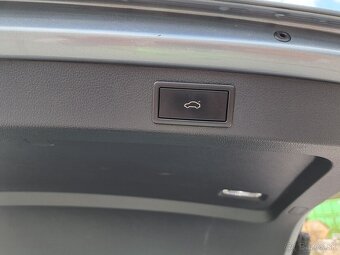 Škoda Superb Combi 2.0 Tdi SPORTLINE - 7