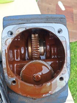 Motor s prevodovkou - 7