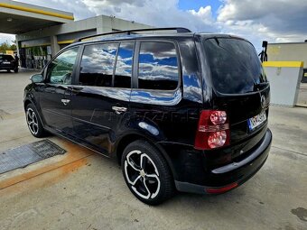 Vw touran 1.4 tsi 103kw benzín 7 miestne - 7