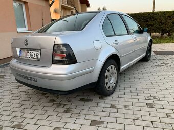Volkswagen Bora 1.9 TDI 74Kw R.v 2002 - 7