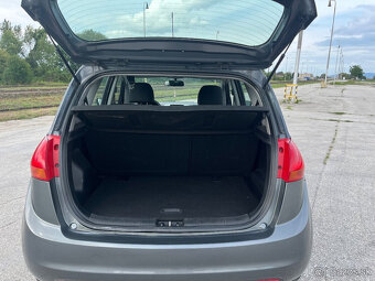 Kia Venga 1.4 benzin vision r.v 2011 - 7