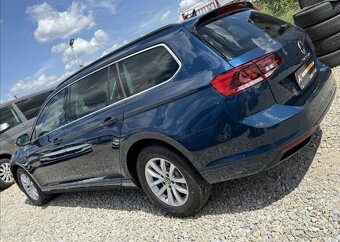 Volkswagen Passat 2,0 TDI 110kW DSG NAVI 2023 nafta automat - 7