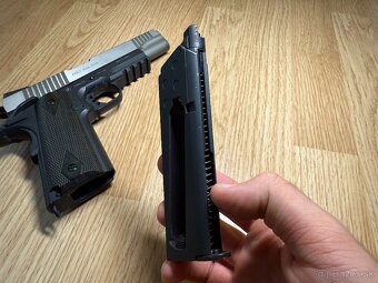 COLT 1911 Rail GBB CO2 - 7
