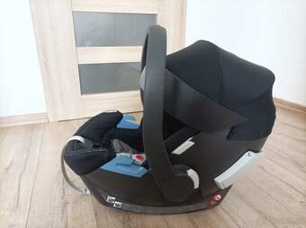 Predám autosedačku vajíčko Cybex Aton 5 gold - 7