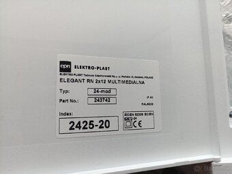 Multimediálna rozvodnica - poškodenie - 7