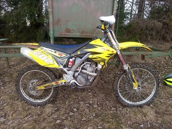 Suzuki rmz 250 - 7