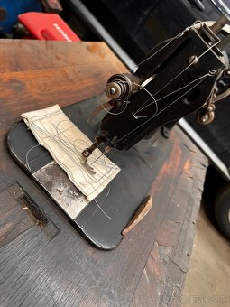 Šijací stroj KAYSER - 7