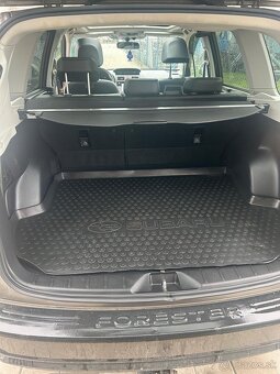 Predám Subaru forester sj 2,0diesel - 7