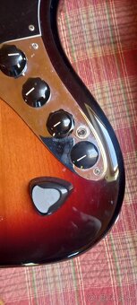 FENDER JAZZ BASS DE-LUXE 5 MEXICO - 7