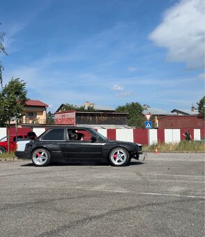 BMW e30 - 7