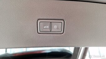 Q5 Sportback 2,0TDi 150kw quattro AT - 7