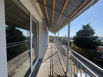 Predáme nový byt 2+2 s 2x parkovanie a úžasným výhľadom NR - 7