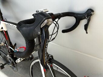 Predám karbónový cestný bicykel Scott - 7