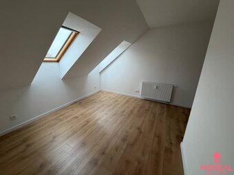 3 izbovy byt centrum Topoľčany / PRENAJOM - 7