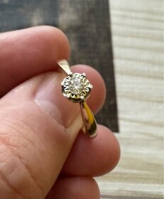 Zlatý zásnubný prsteň s 0,15 ct diamantom Doklad+certifikát - 7