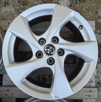 ORIGINÁL TOYOTA HLINÍKOVÉ DISKY 5x114,3 R17 - 7