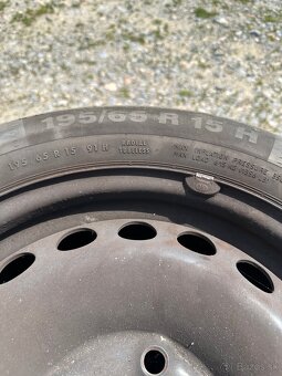 Predám originálnu nepoškodenú sadu vw diskov 5x112 r15 - 7