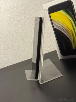 Predám Apple iPhone SE 2020 64GB Black Stav Nového Telefónu - 7