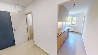 PRENÁJOM - Priestranný moderný 2 izbový byt s 2 balkónmi - 7