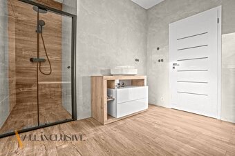 ALL INCLUSIVE I 3 IZBOVÉ BYTY S TERASOU, SO ZÁHRADOU + 2 PAR - 7