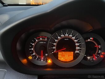 Rav 4 2,2D Diesel 100kw R.v. 09/2007 prvý majiteľ - 7