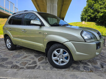 HYUNDAI TUSCON 2.0CRD A/T 4X4 ťažné //BEZ KOROZIE// - 7