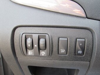 Renault Mégane Scénic dCi 130 INTENS - Nové brzdy + olejový - 7