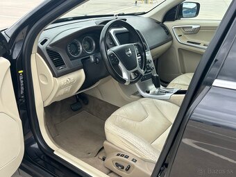 Volvo XC60 D5 2,4 AWD 151kw Summum - 7