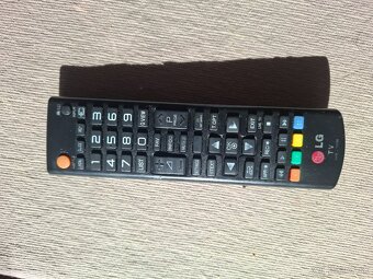 Predám televízor LG model LB580V - 7