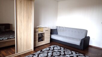 ZNÍŽENÁ CENA Veľký rodinný dom s pozemkom 930 m2 Kuklov - 7