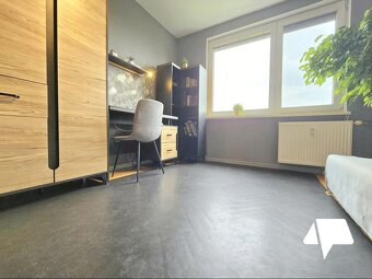 Predaj veľký 3 a pol-izbový byt Nitra- Chrenová, balkón- 77  - 7