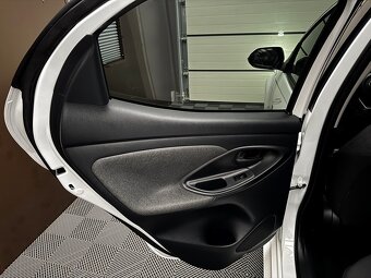 Toyota Yaris 1.5 VVT-i AT Apple Carplay - 7