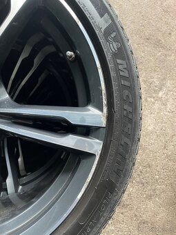 Kolesá na BMW M5 - 7