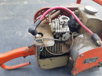 Predam motorovu pilu, starozitnost - 7